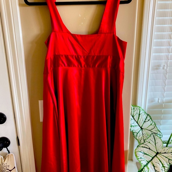 LIMITED dress SZ 12 back zip empire waist fully lined knee length - Picture 1 of 4